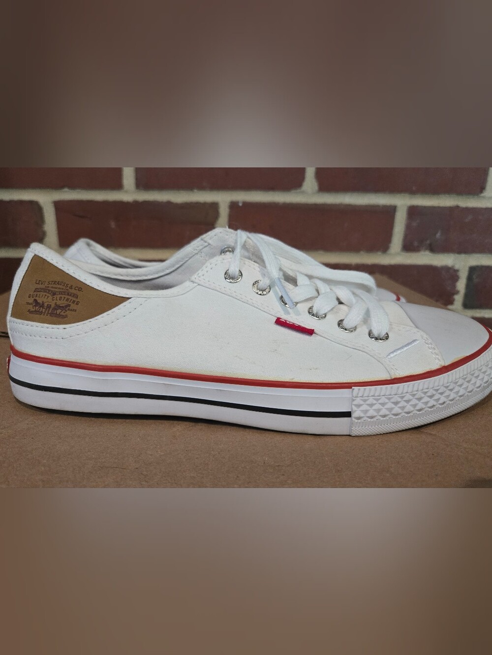 Levi's White Canvas Low Top Lace-Up Sneakers Women's Size 8.5 Casual Y2k Shoes - Picture 5 of 8